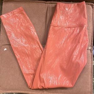 Size 4 Lululemon Wunder Under 25” Leggings Special Edition pattern